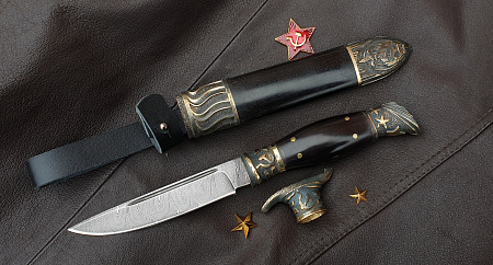 "Финка НКВД" (разборная): сталь - дамасская; рукоять - черный граб