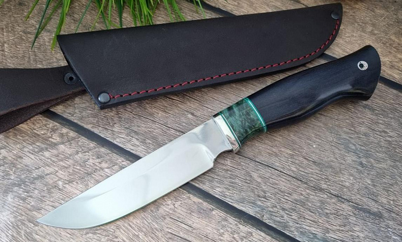 Нож "Енот": сталь - Bohler М390; рукоять - карельская береза, черный граб